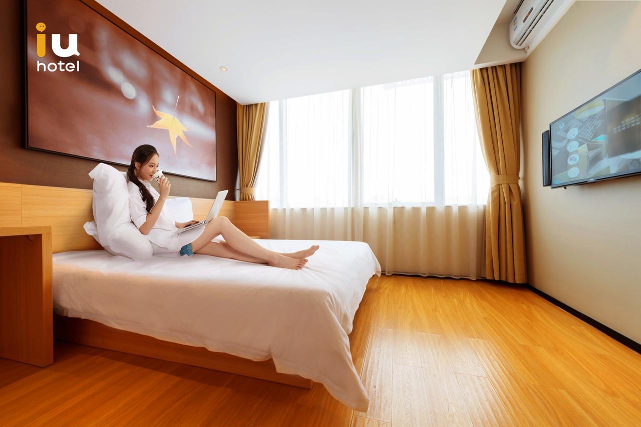 Iu Hotel Zhanjiang Haibin Avenue Xinhaimingchen מראה חיצוני תמונה