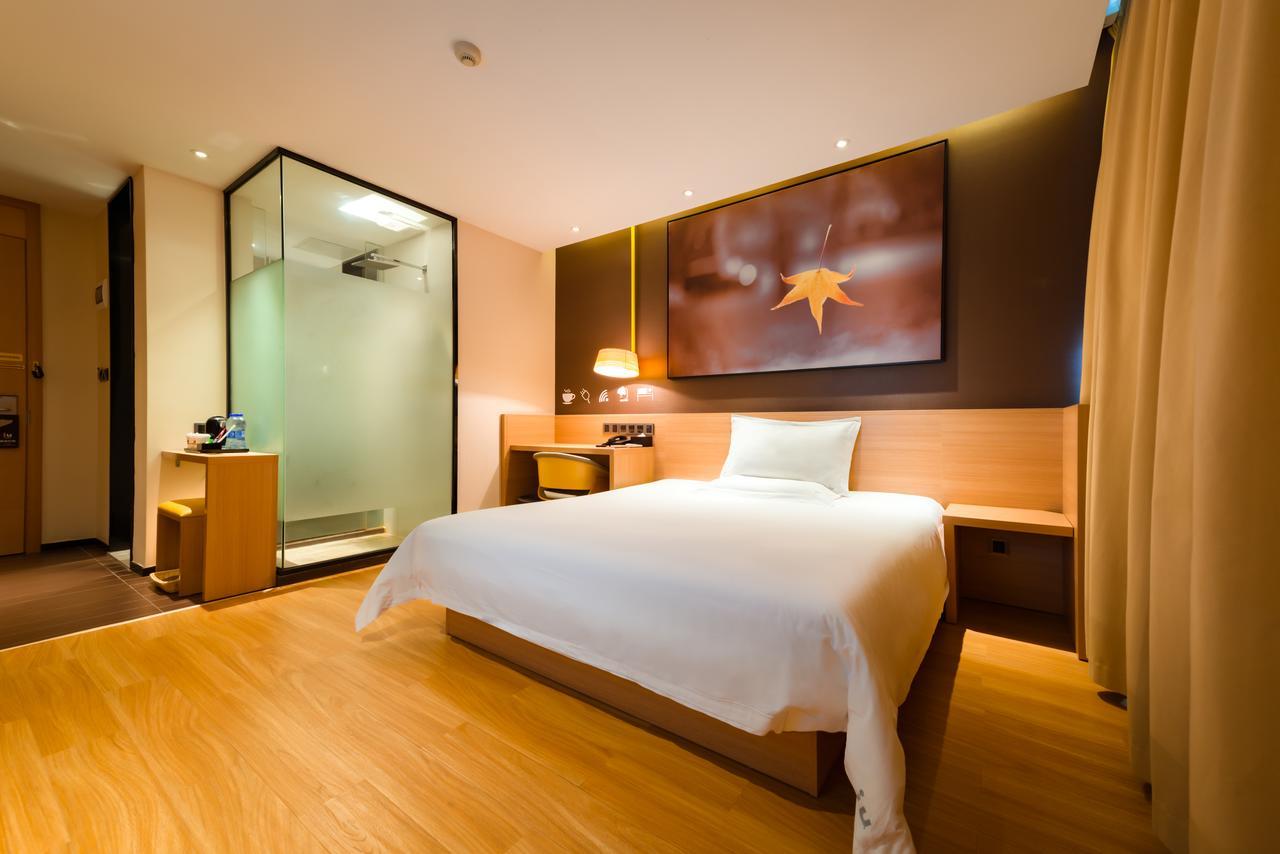 Iu Hotel Zhanjiang Haibin Avenue Xinhaimingchen מראה חיצוני תמונה
