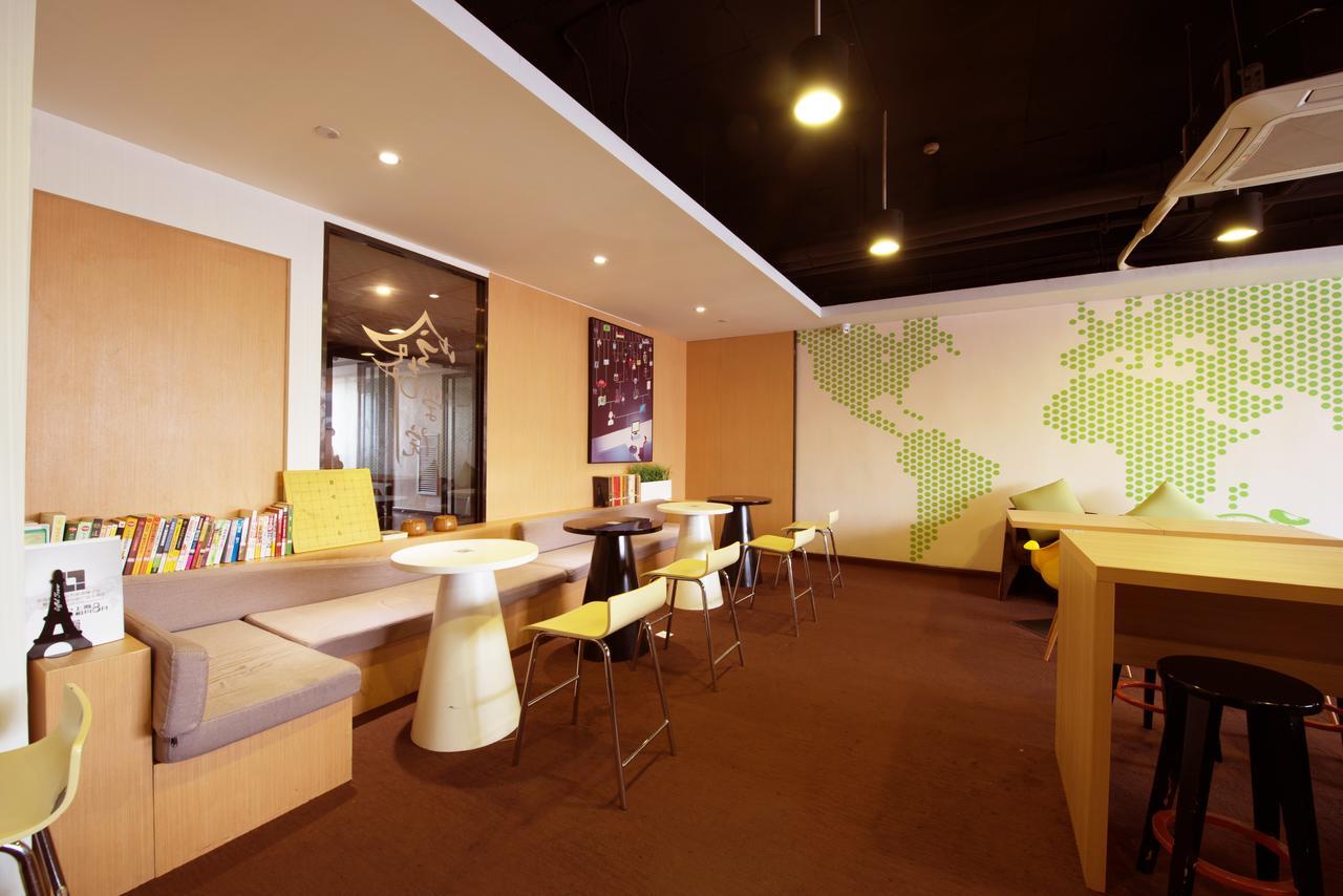 Iu Hotel Zhanjiang Haibin Avenue Xinhaimingchen מראה חיצוני תמונה