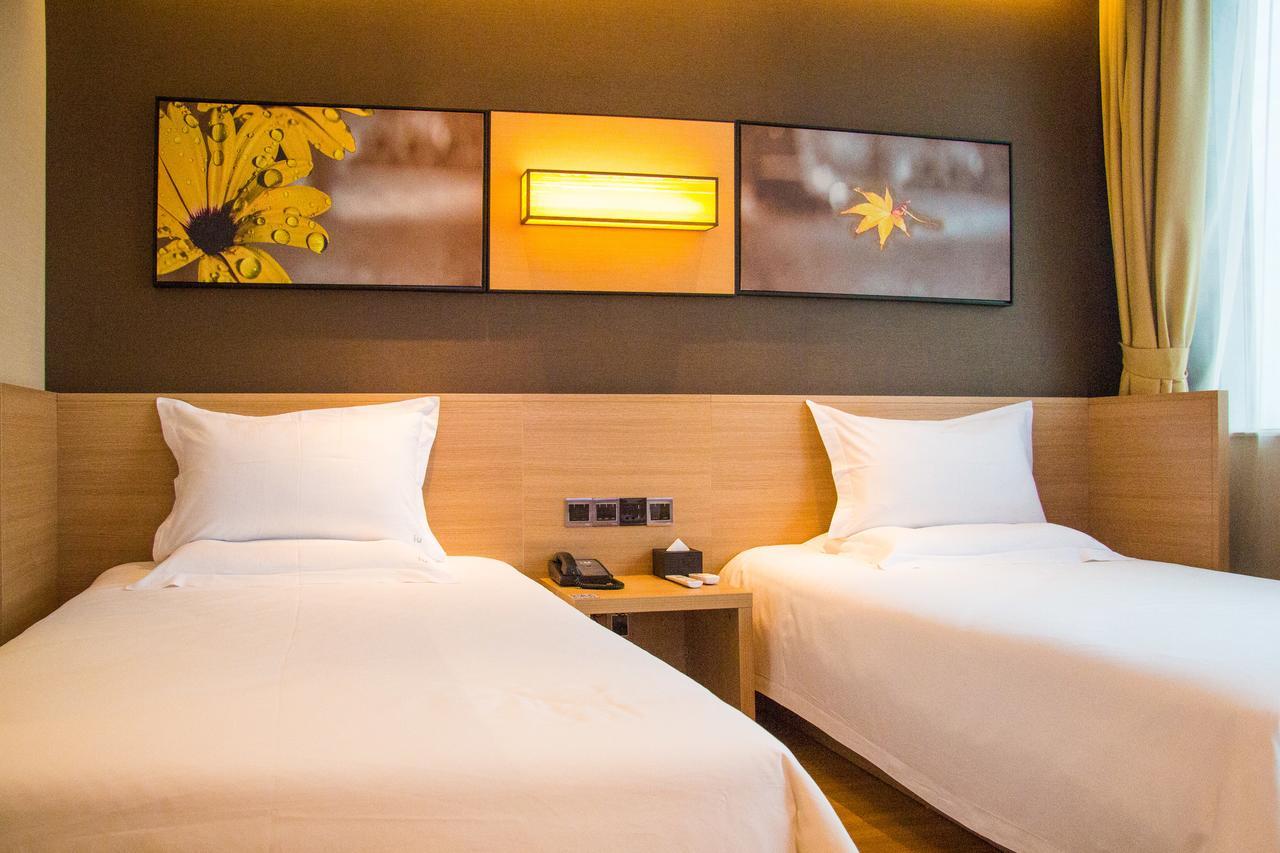 Iu Hotel Zhanjiang Haibin Avenue Xinhaimingchen מראה חיצוני תמונה